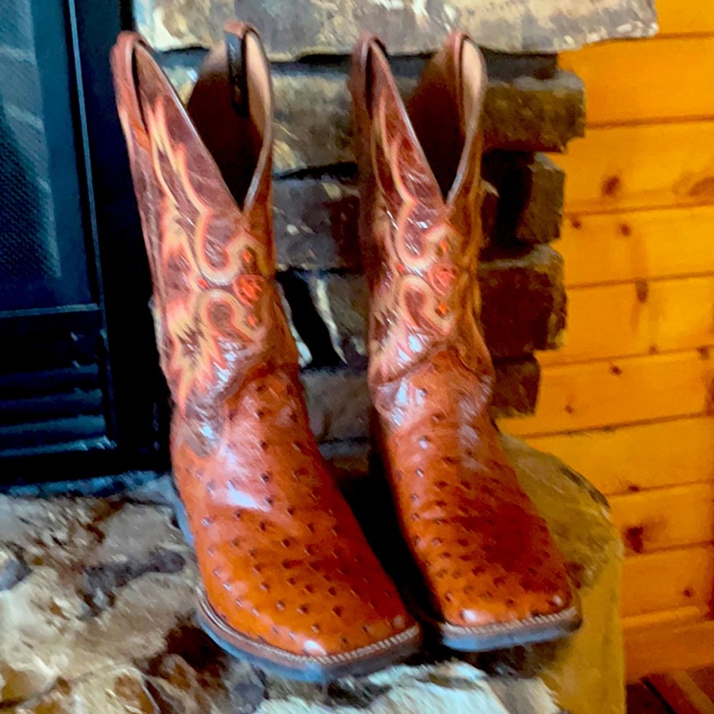 Ariat full quill Ostrich boots